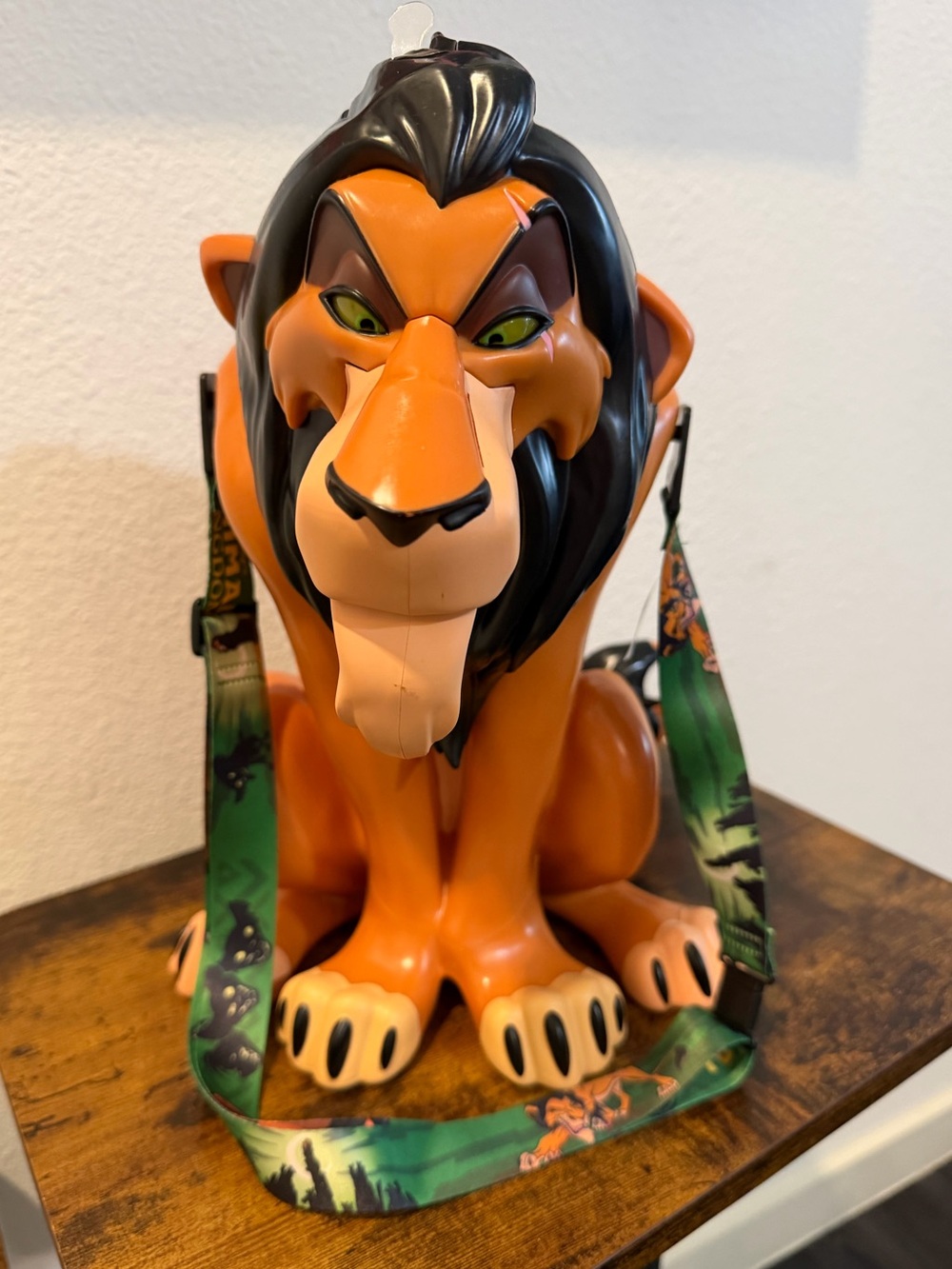 Disney - Animal Kingdom: Lion King - Scar Light Up Popcorn Bucket